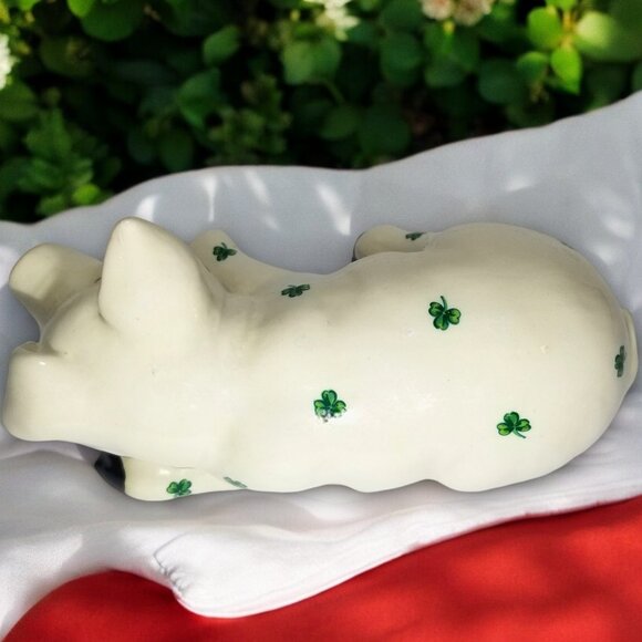 Shelf Sitter Shamrock Sleeping Piggy Cute Irish & Such Specialty Ceramics Pig - Picture 8 of 11